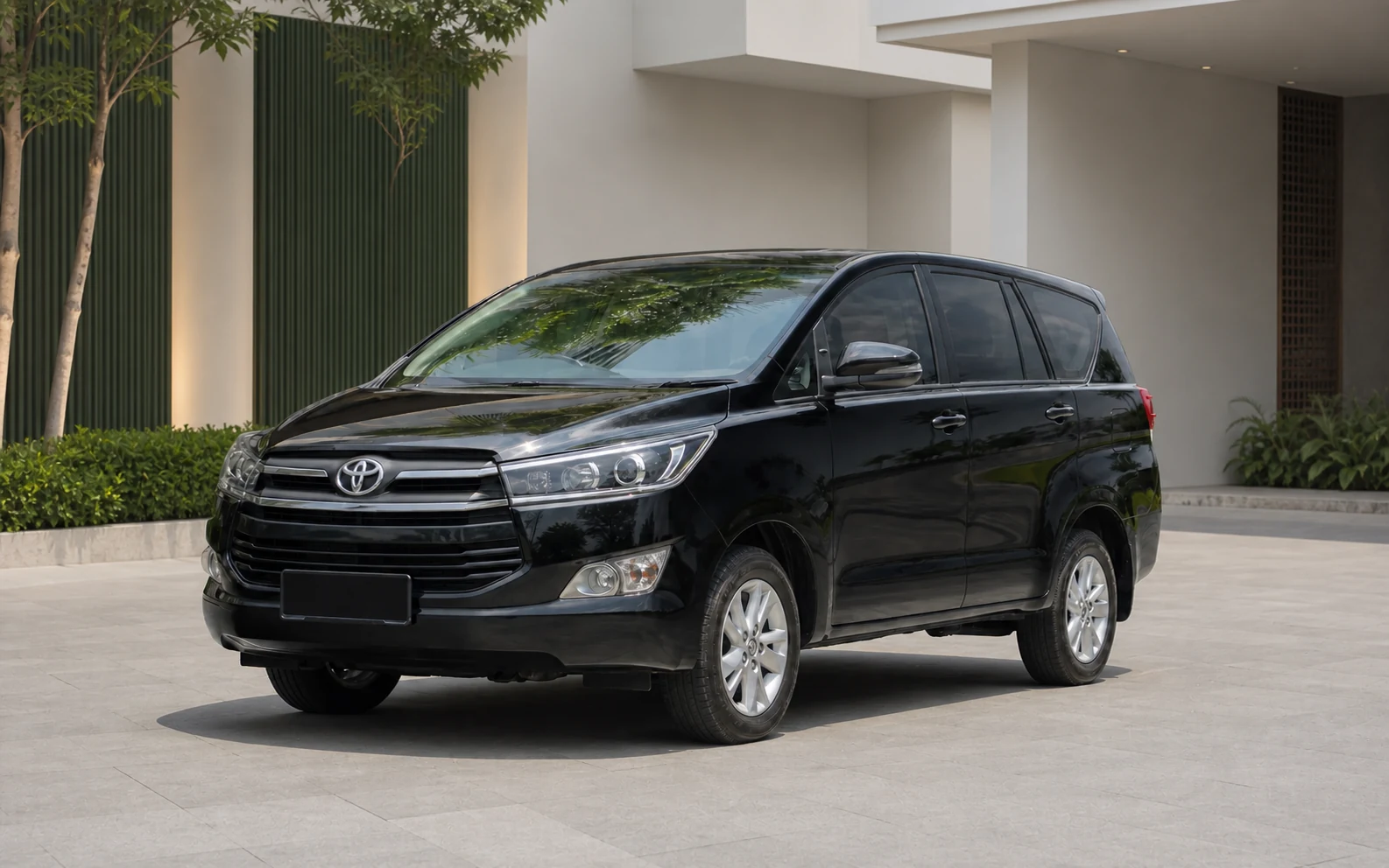 Rental Toyota Innova Reborn Diesel Bekasi